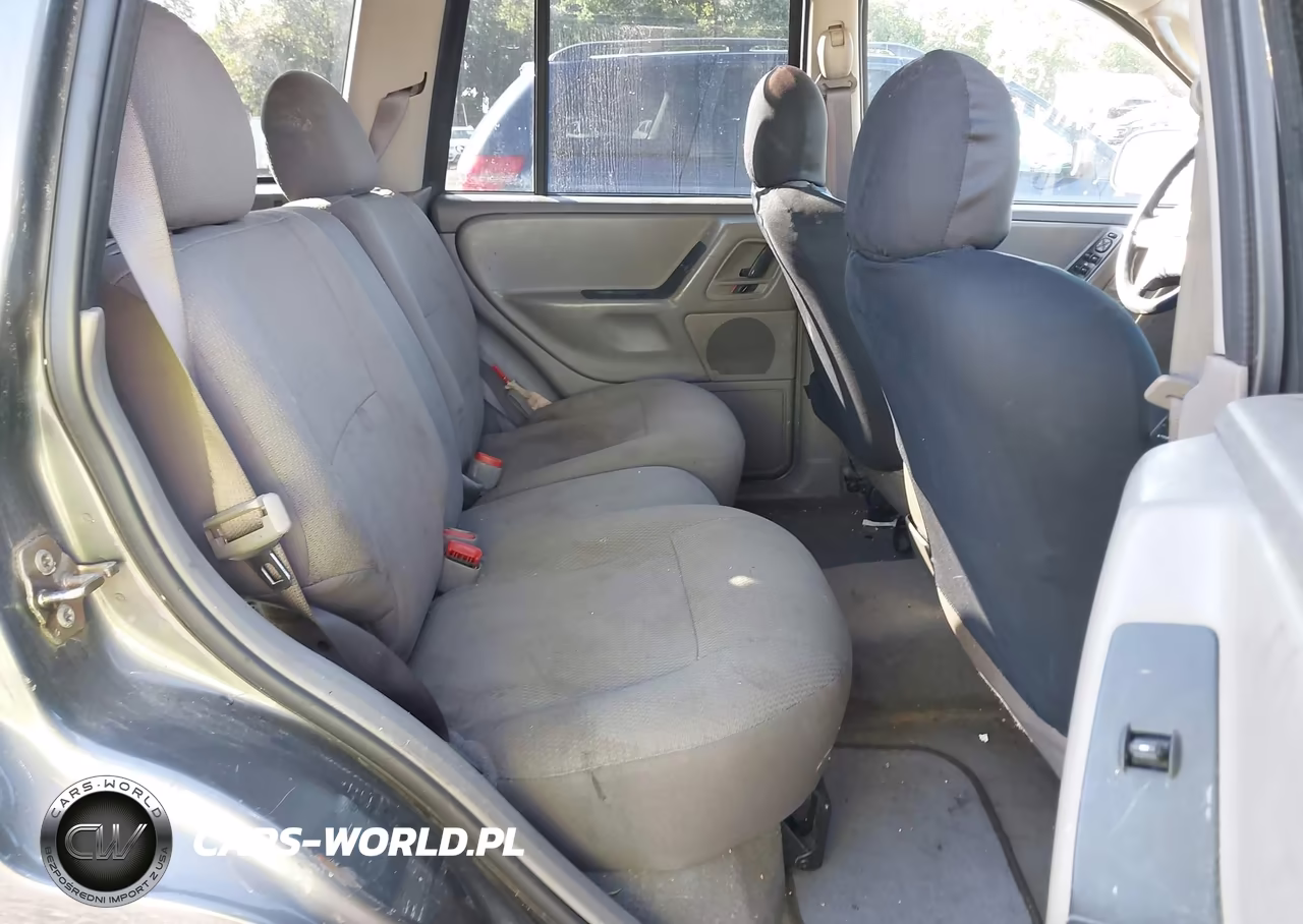 2004 Jeep Grand Cherokee Laredo VIN:1J4GW48S34C326349 - 8