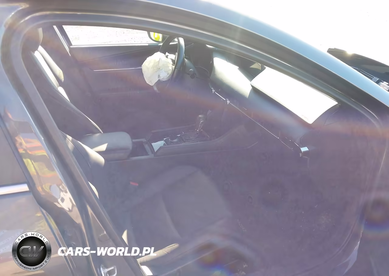2023 Mazda Mazda3 2.5 S Preferred VIN:JM1BPALM3P1613744 - 5