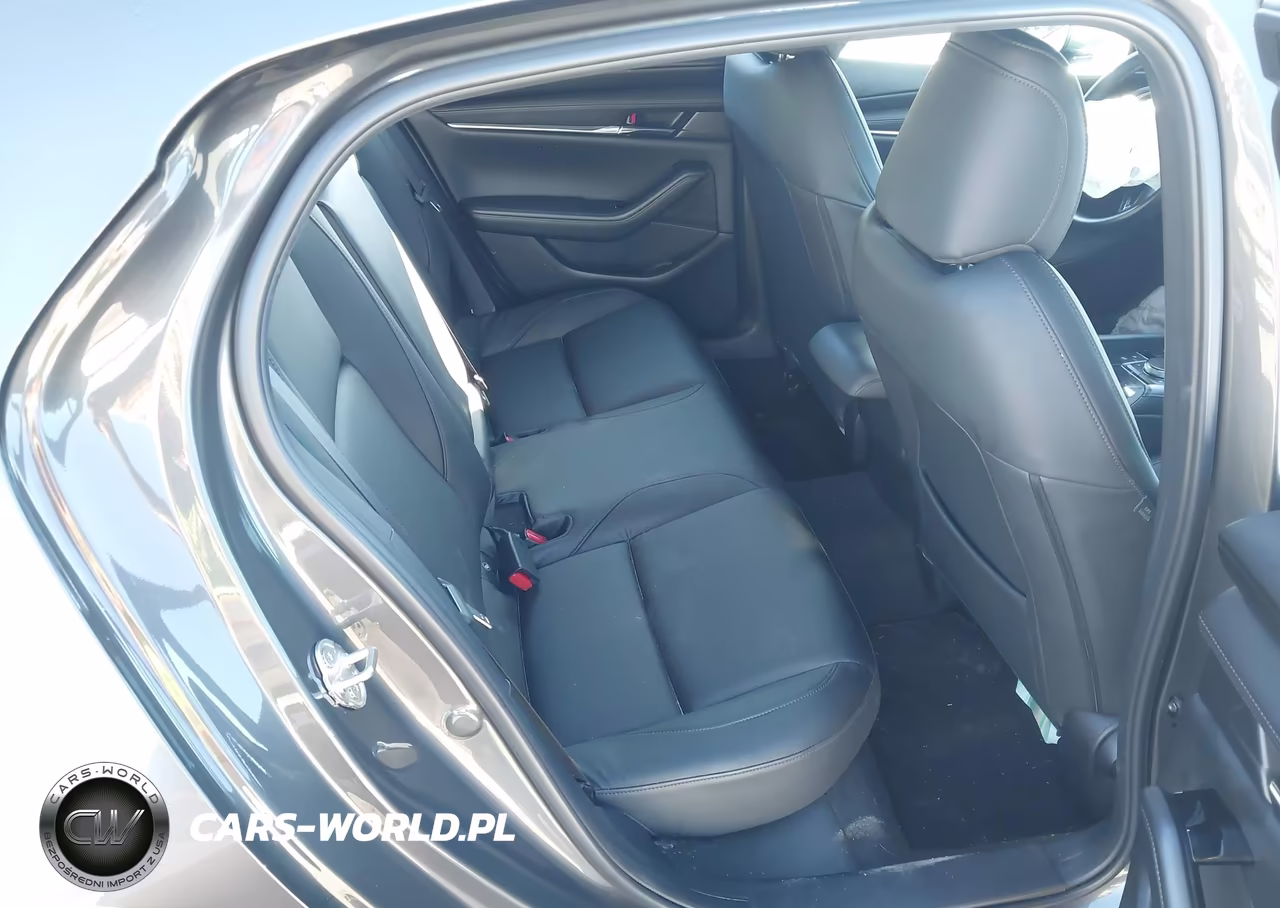 2023 Mazda Mazda3 2.5 S Preferred VIN:JM1BPALM3P1613744 - 8