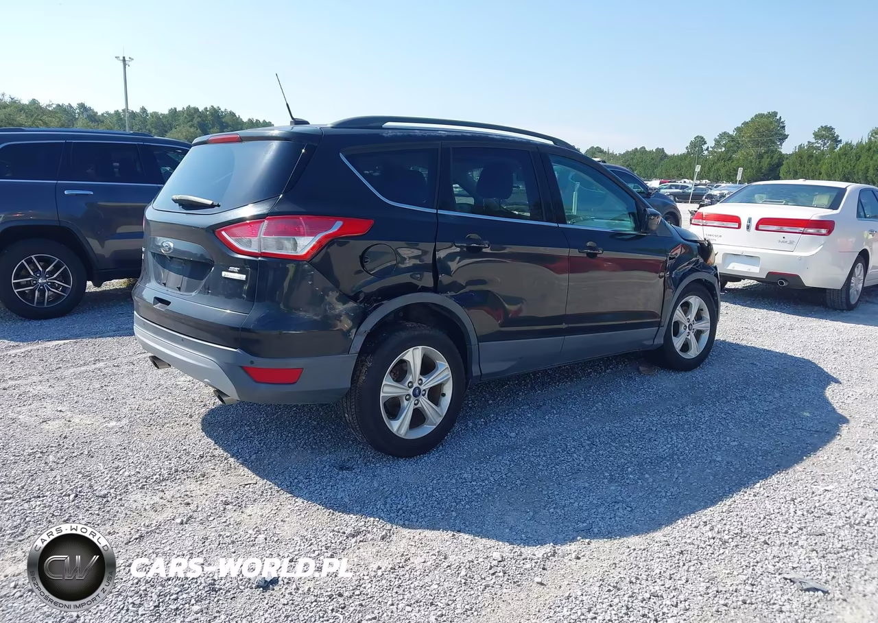 2015 Ford Escape Se VIN:1FMCU0GX3FUA57813 - 4