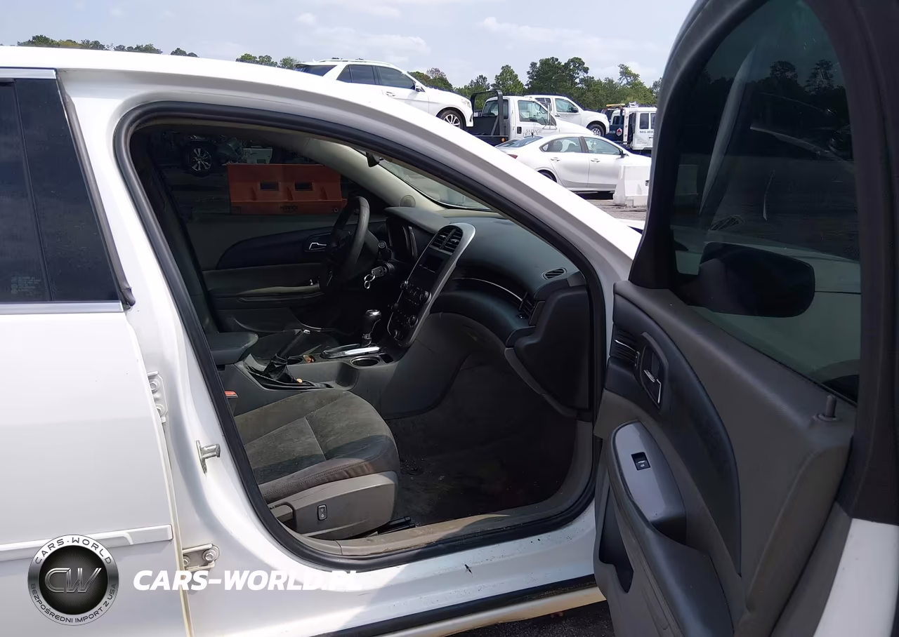 2014 Chevrolet Malibu 1Ls VIN:1G11B5SL6EF117999 - 5