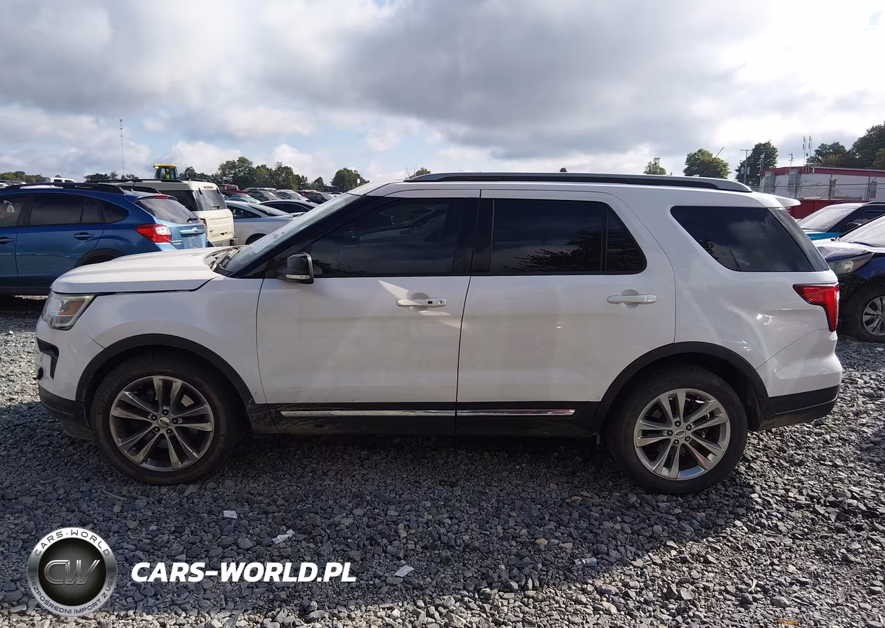 2018 Ford Explorer Xlt VIN:1FM5K8D87JGA51644 - 14