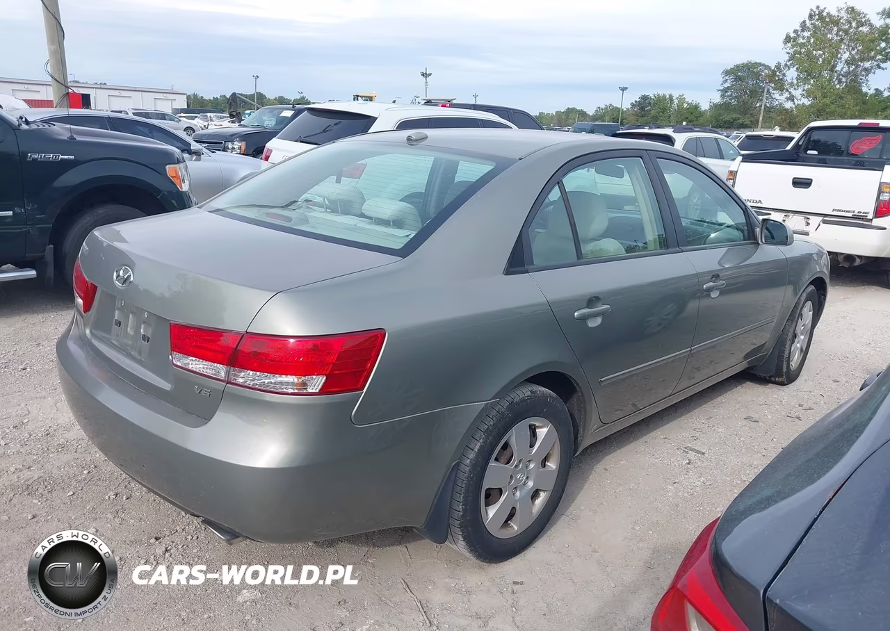 2008 Hyundai Sonata Gls V6 VIN:5NPET46F88H365833 - 4
