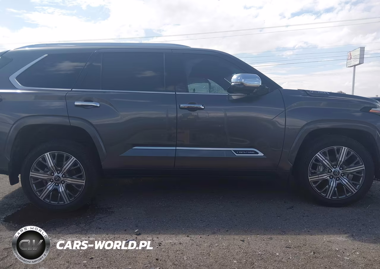 2023 Toyota Sequoia Capstone VIN:7SVAAABA3PX017346 - 14