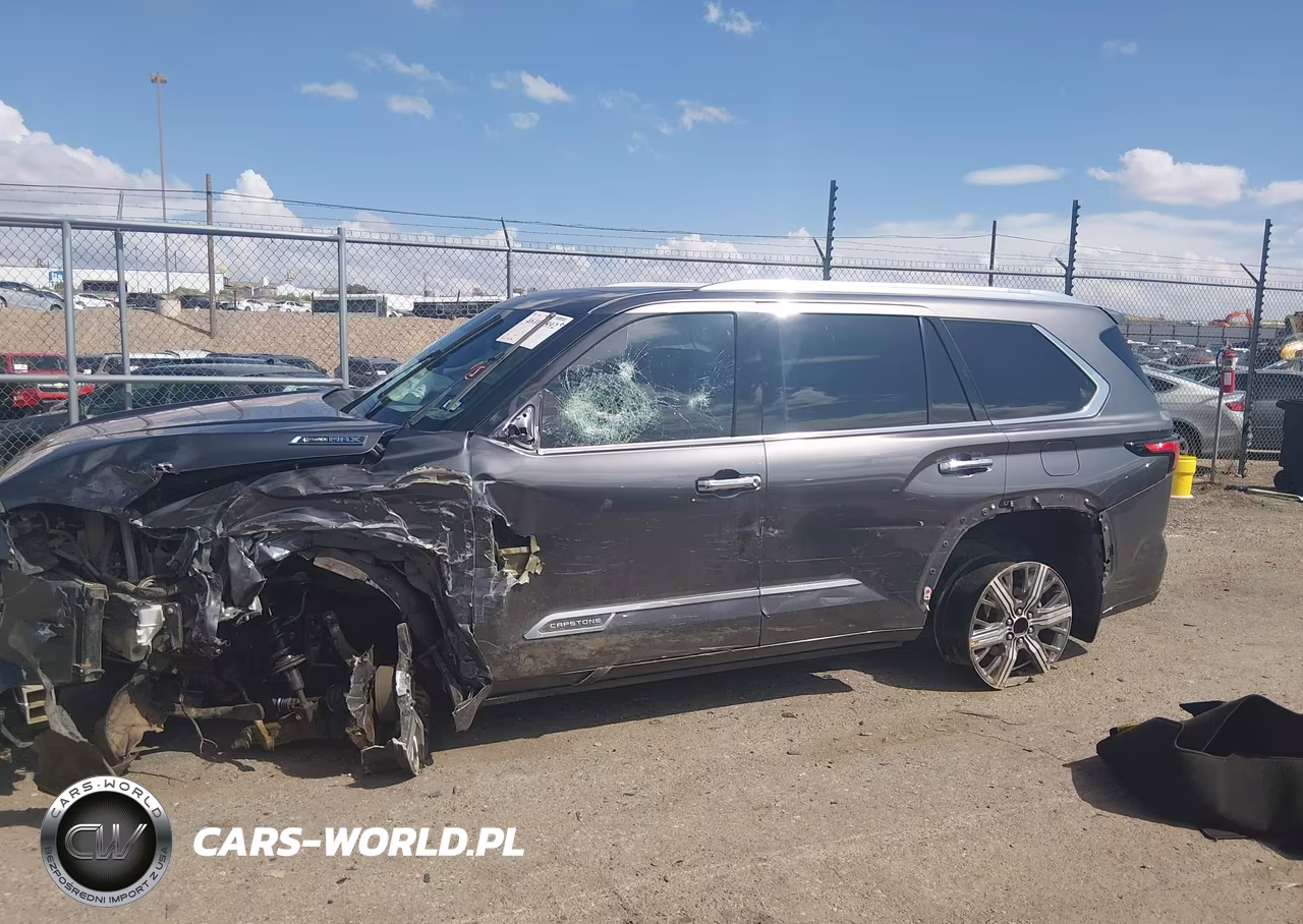 2023 Toyota Sequoia Capstone VIN:7SVAAABA3PX017346 - 15