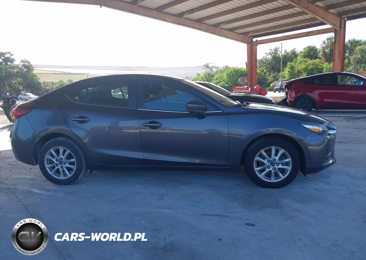 2018 Mazda Mazda3 Sport VIN:3MZBN1U77JM197171 - 14