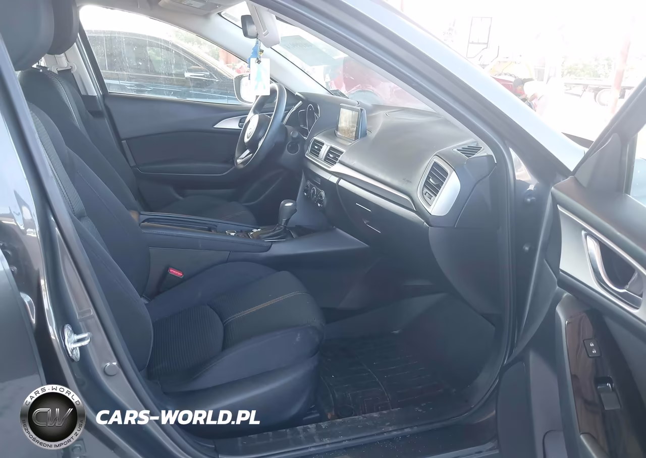 2018 Mazda Mazda3 Sport VIN:3MZBN1U77JM197171 - 5