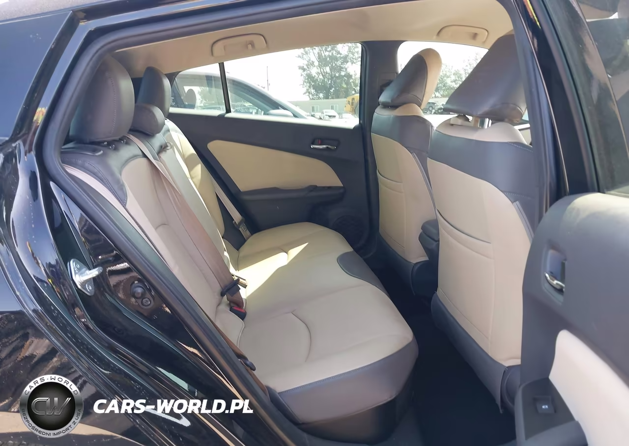 2017 Toyota Prius Two VIN:JTDKBRFU3H3043050 - 8