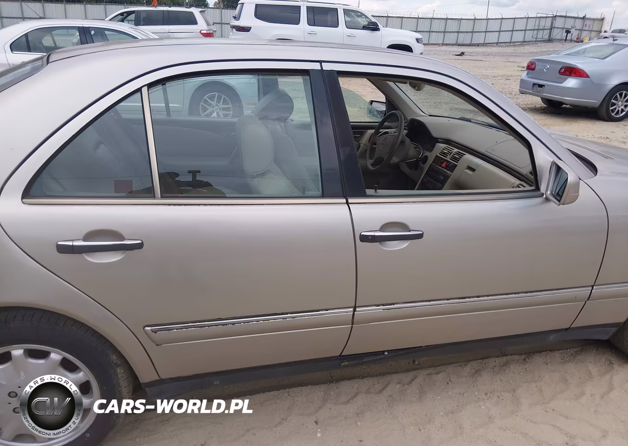 1999 Mercedes-Benz E 300 Diesel VIN:WDBJF25H9XA919995 - 6