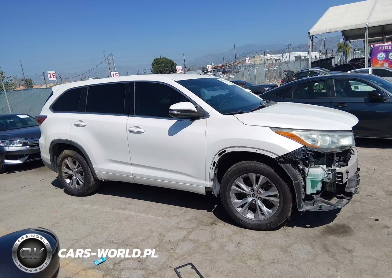 2016 Toyota Highlander Le Plus V6 VIN:5TDZKRFH0GS122139 - 14