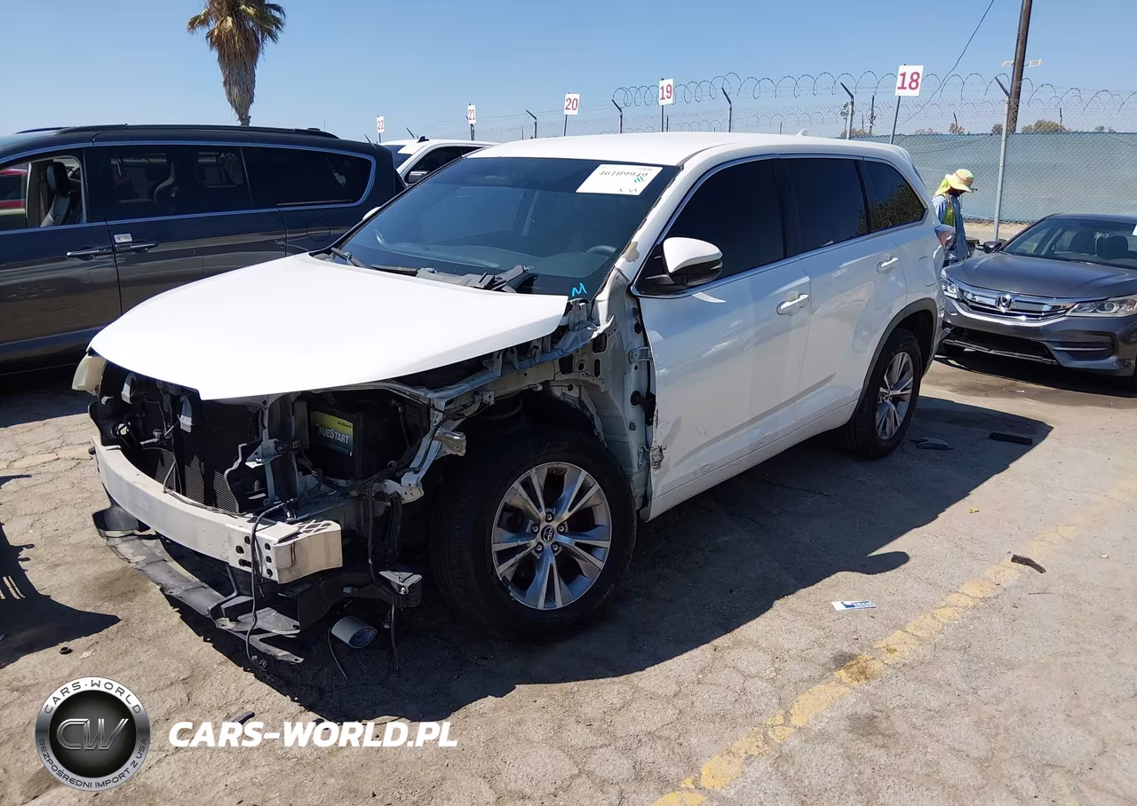 2016 Toyota Highlander Le Plus V6 VIN:5TDZKRFH0GS122139 - 2