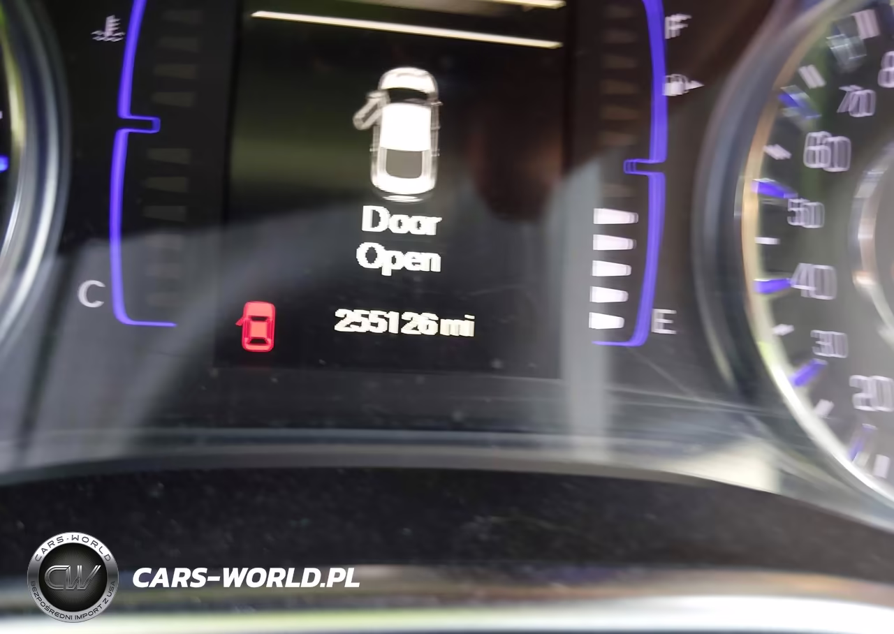 2015 Chrysler 200 Limited VIN:1C3CCCAB5FN603449 - 15