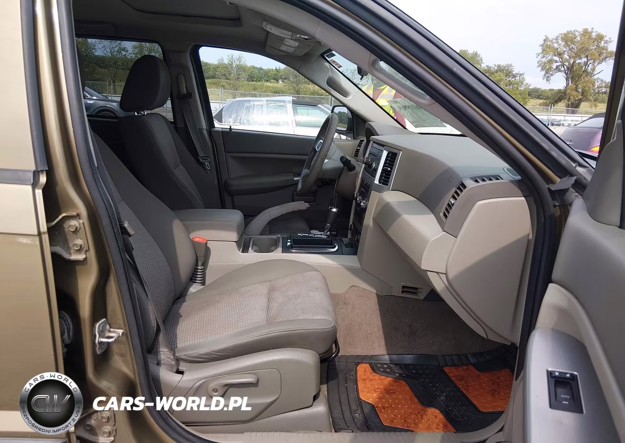 2008 Jeep Grand Cherokee Laredo VIN:1J8GR48K08C246258 - 5