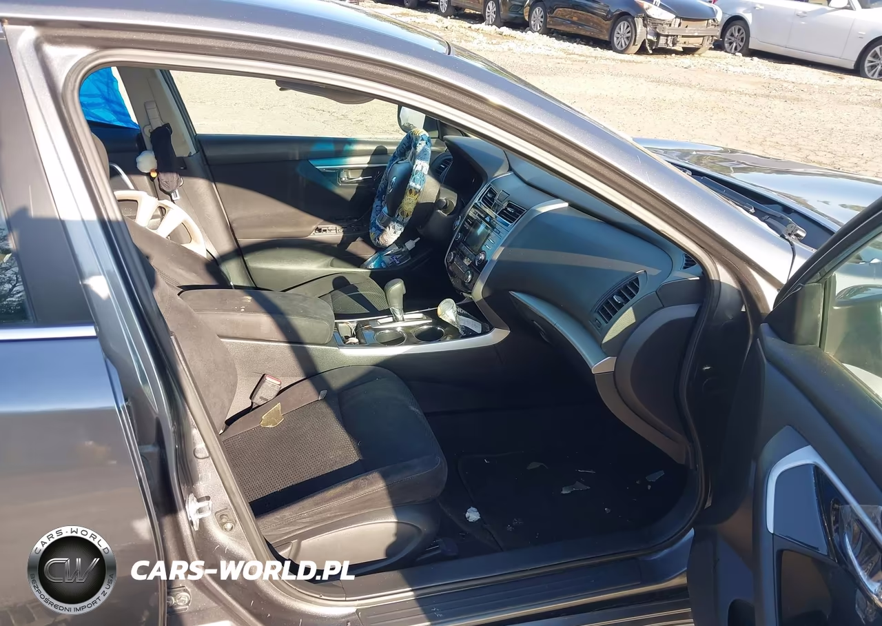 2014 Nissan Altima 2.5 S VIN:1N4AL3AP0EC165647 - 5