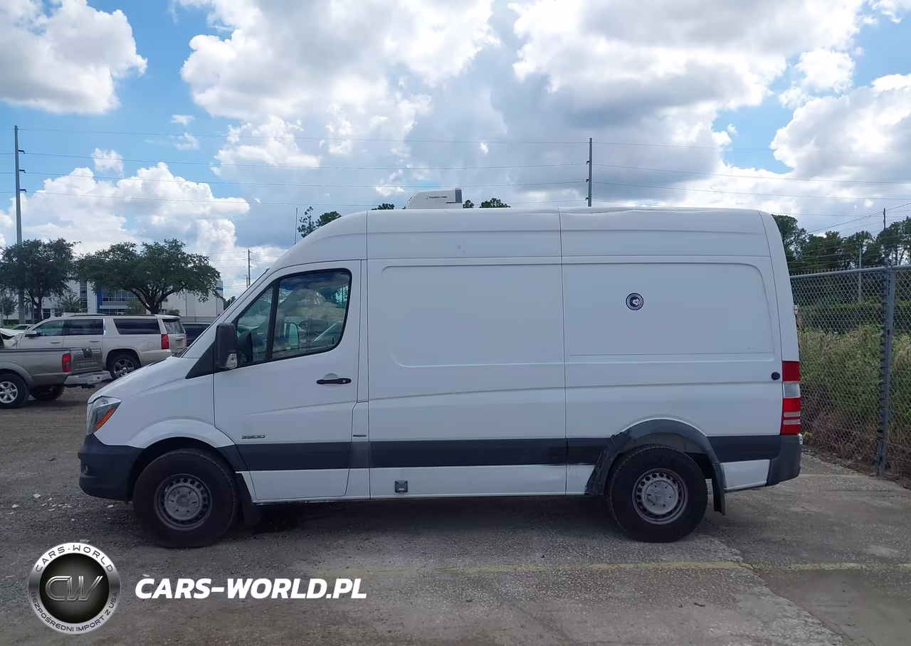 2016 Mercedes-Benz Sprinter 2500 Normal Roof VIN:WD3PE7DD9GP177857 - 14