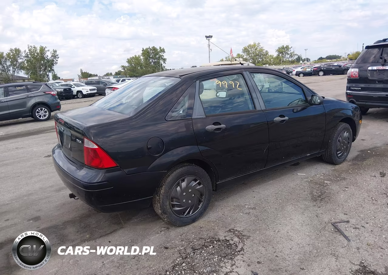 2006 Ford Focus Zx4 VIN:1FAHP34NX6W238195 - 4