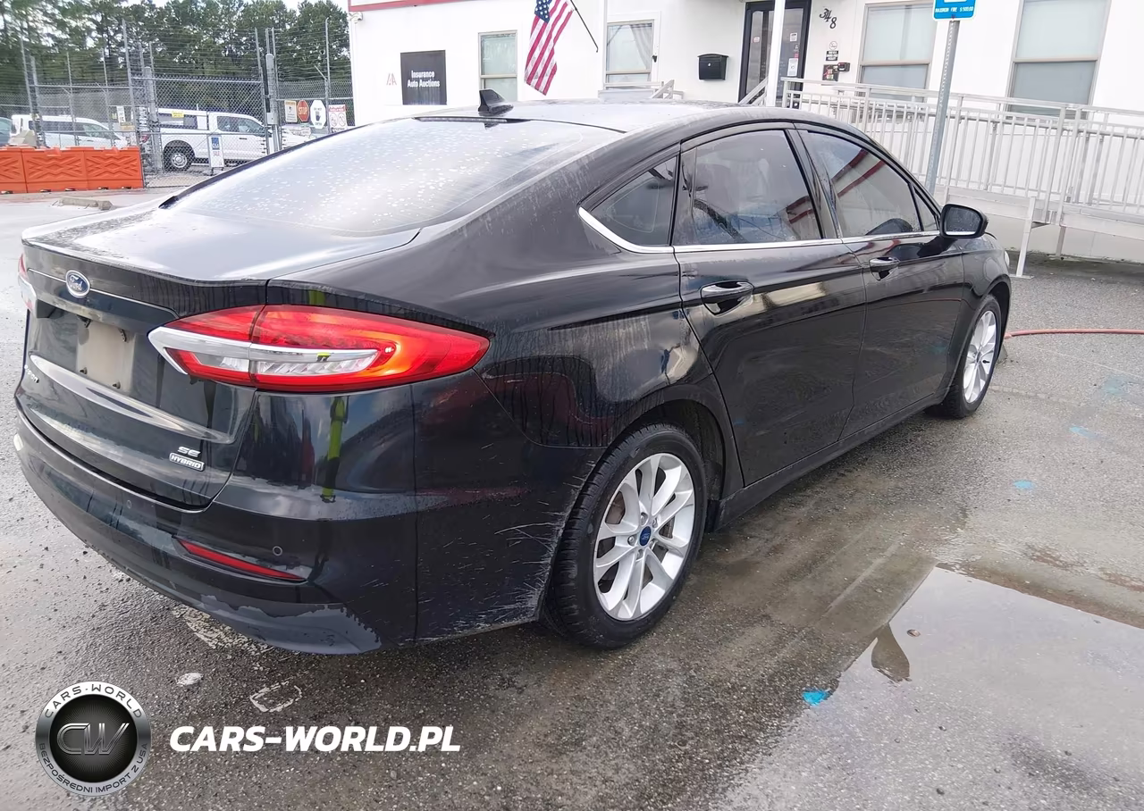 2020 Ford Fusion Hybrid Se VIN:3FA6P0LU3LR225768 - 4