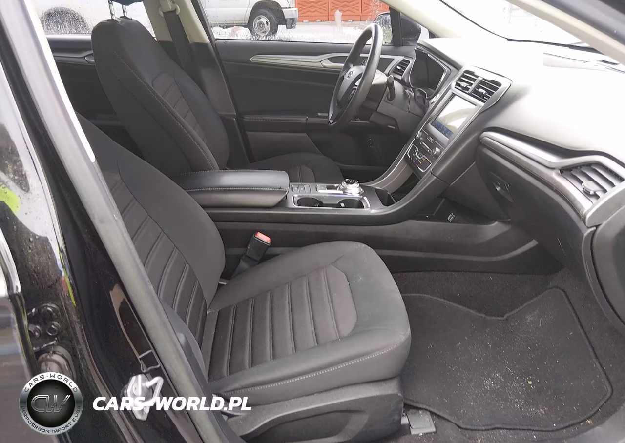 2020 Ford Fusion Hybrid Se VIN:3FA6P0LU3LR225768 - 5
