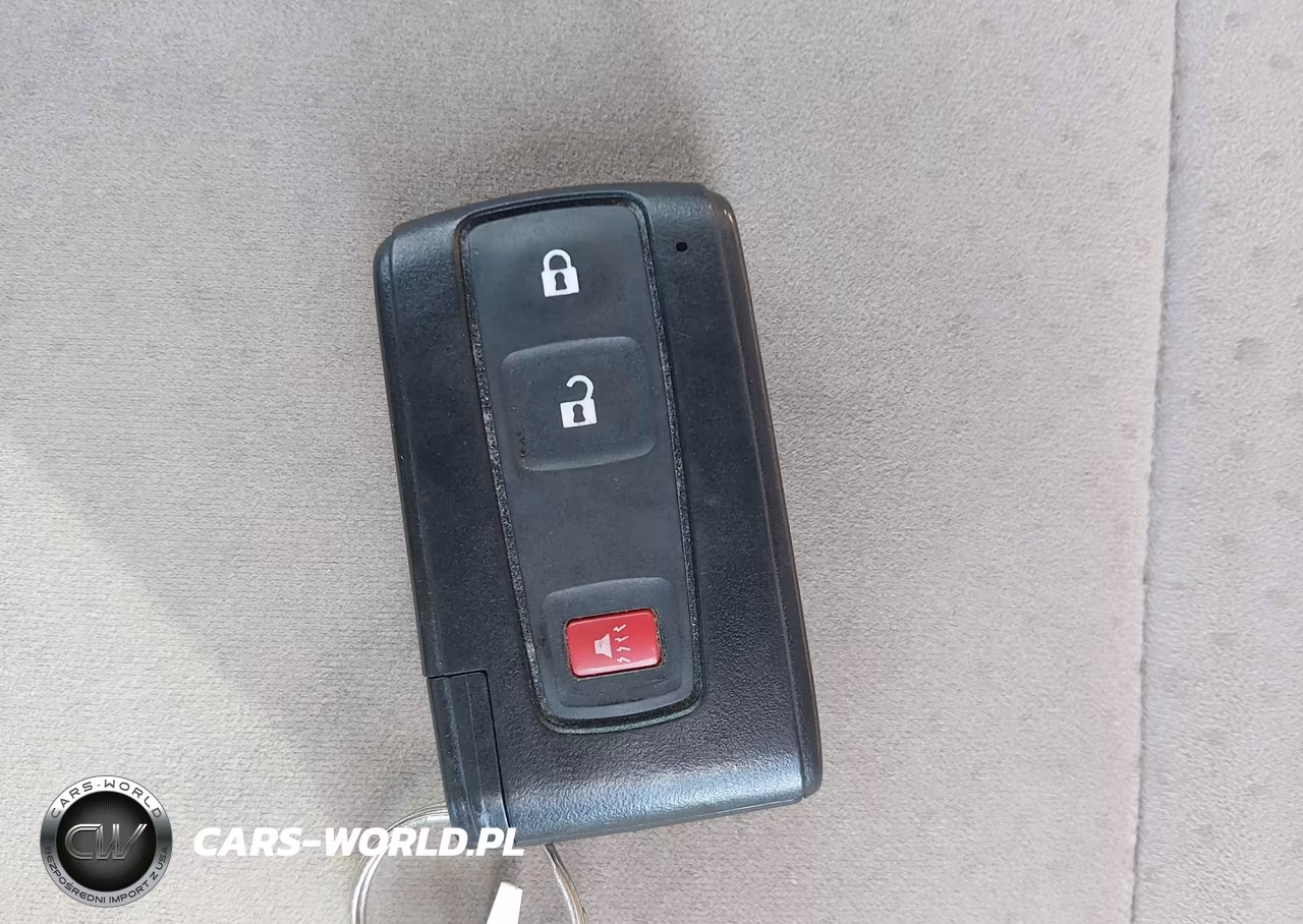 2004 Toyota Prius VIN:JTDKB20U040018330 - 11