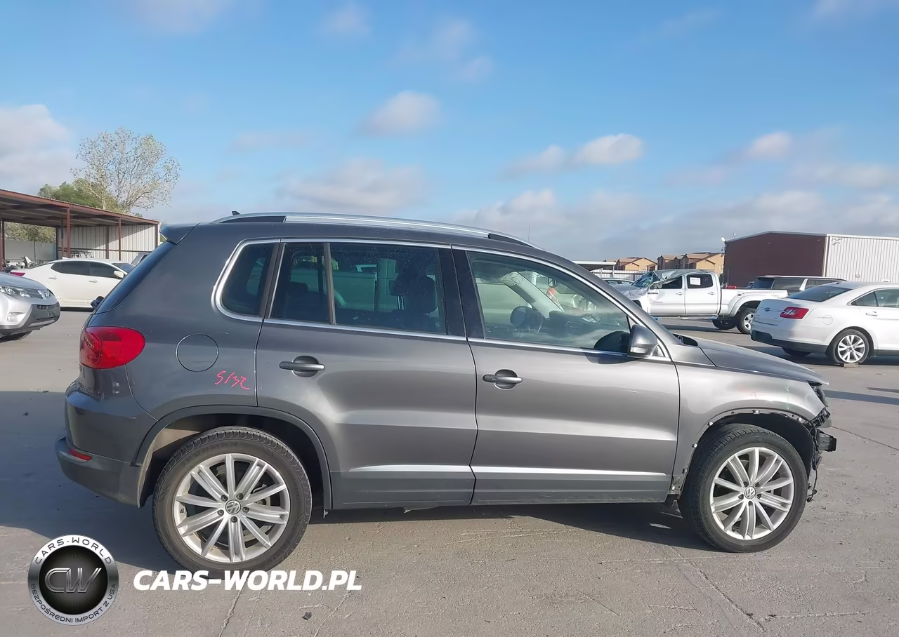 2016 Volkswagen Tiguan Se VIN:WVGAV7AX1GW578752 - 14