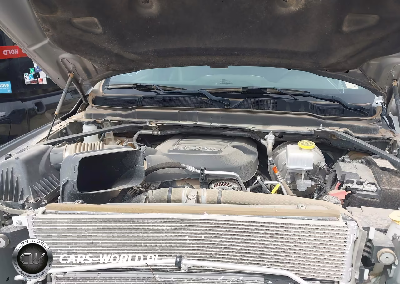 2023 Ram 2500 Tradesman VIN:3C6UR5HJ5PG584104 - 10
