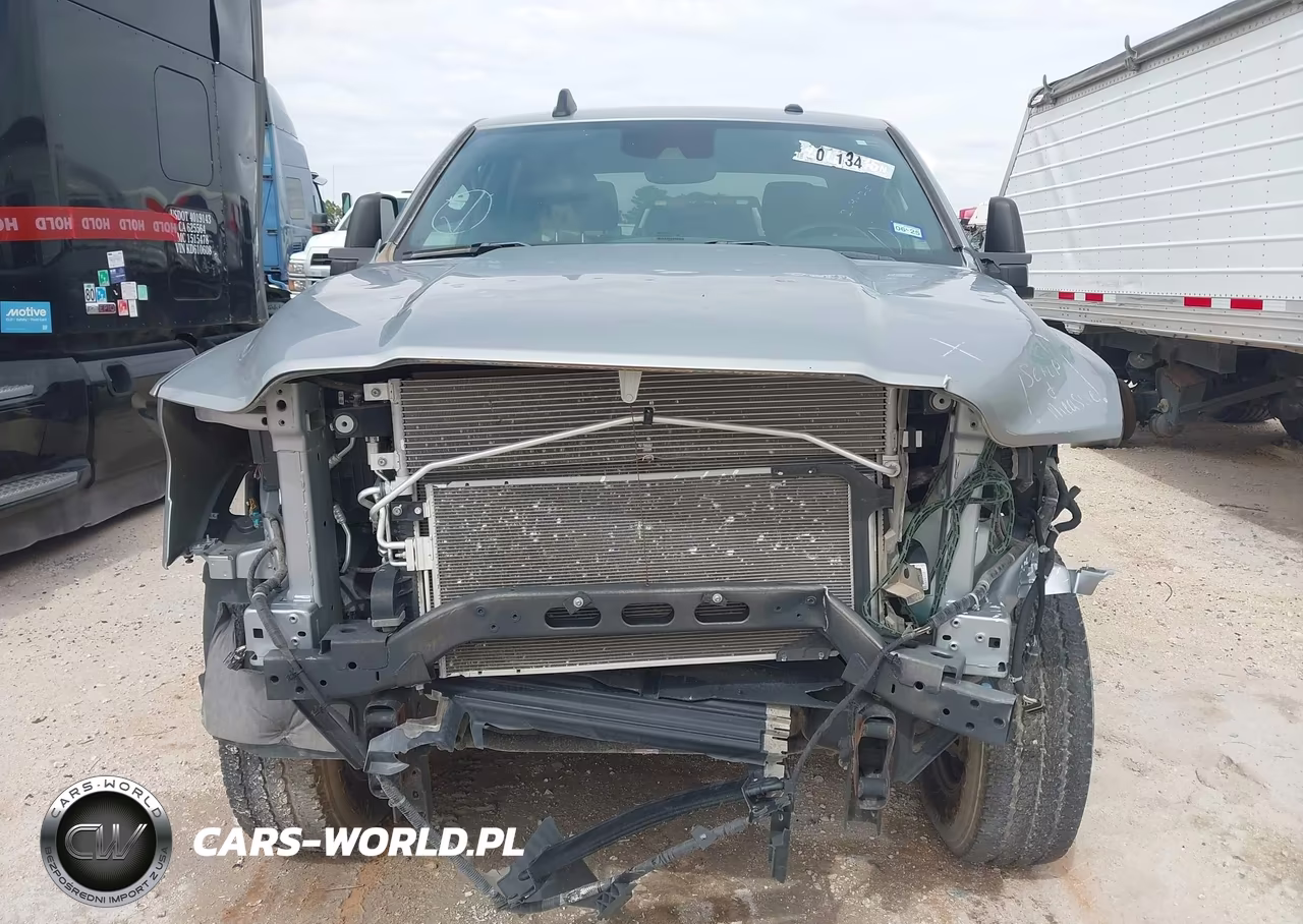 2023 Ram 2500 Tradesman VIN:3C6UR5HJ5PG584104 - 13