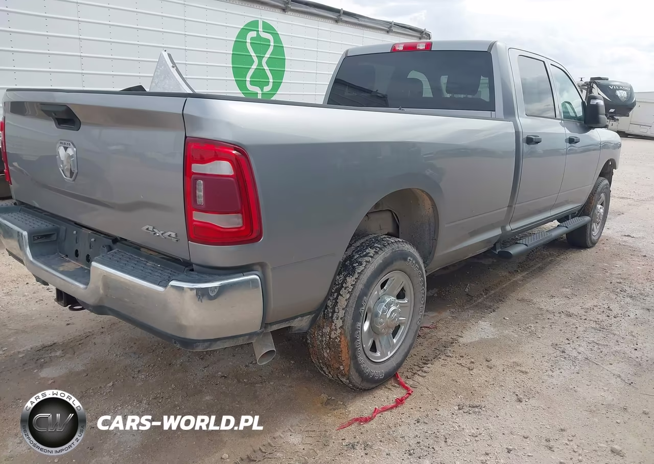 2023 Ram 2500 Tradesman VIN:3C6UR5HJ5PG584104 - 4