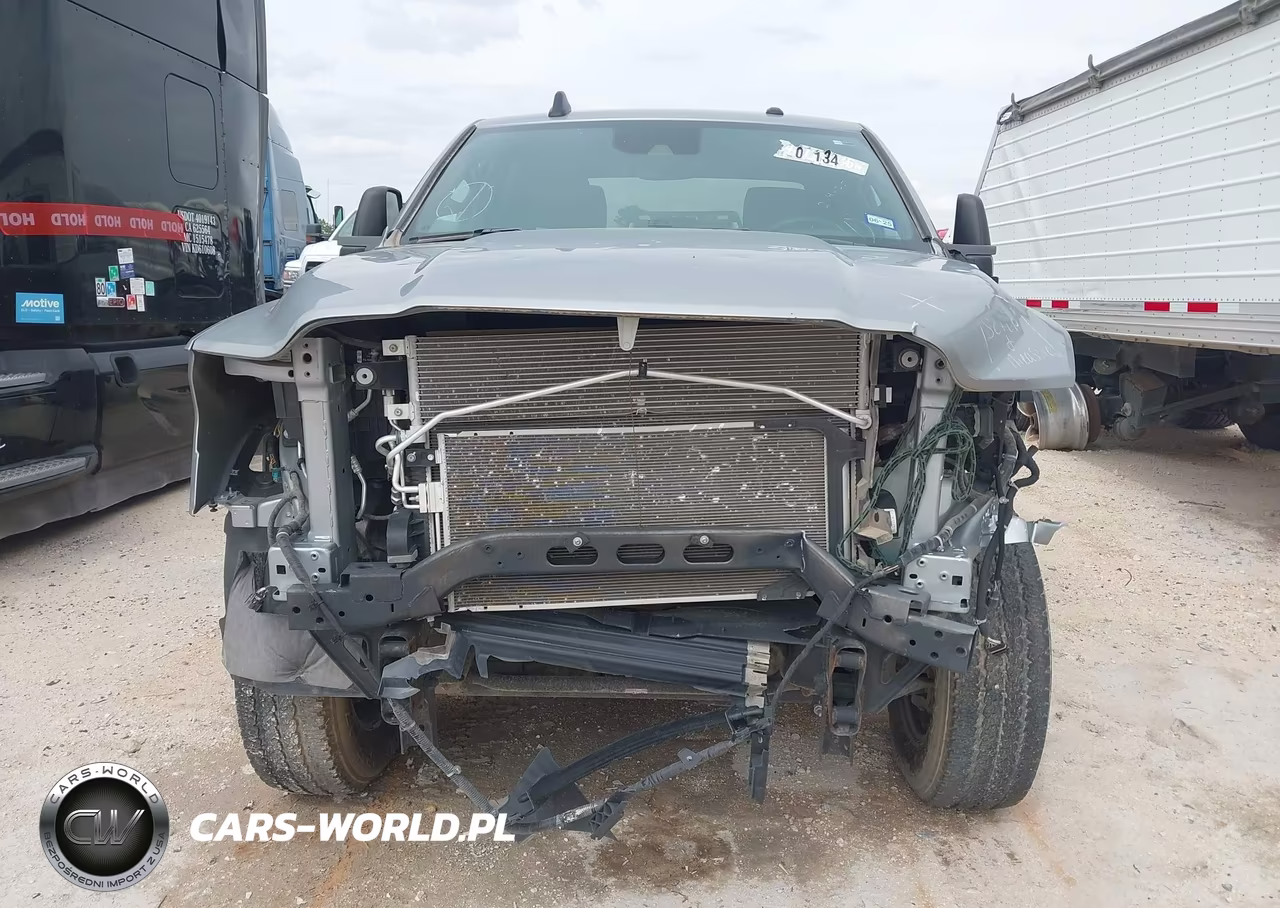 2023 Ram 2500 Tradesman VIN:3C6UR5HJ5PG584104 - 6
