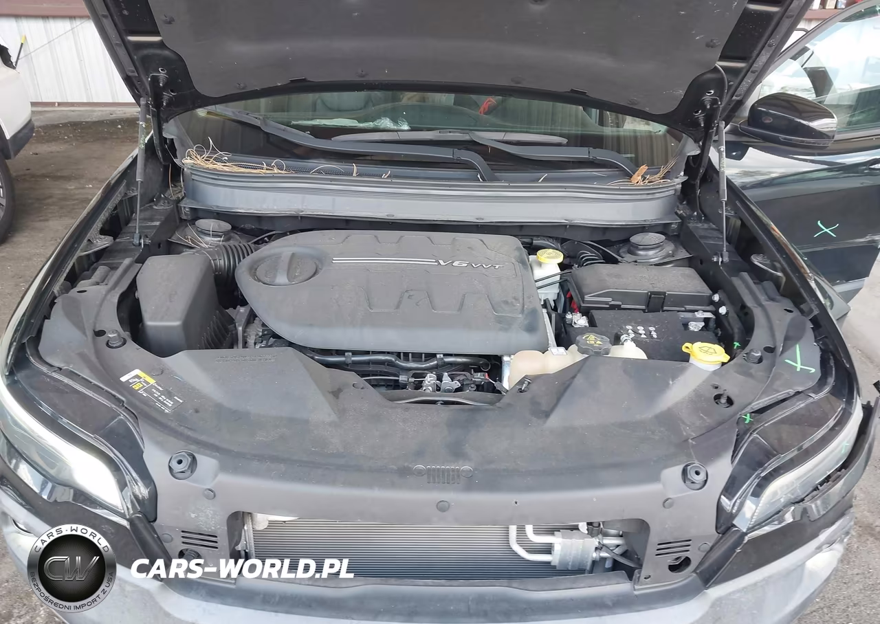 2022 Jeep Cherokee Trailhawk 4X4 VIN:1C4PJMBX8ND548454 - 10