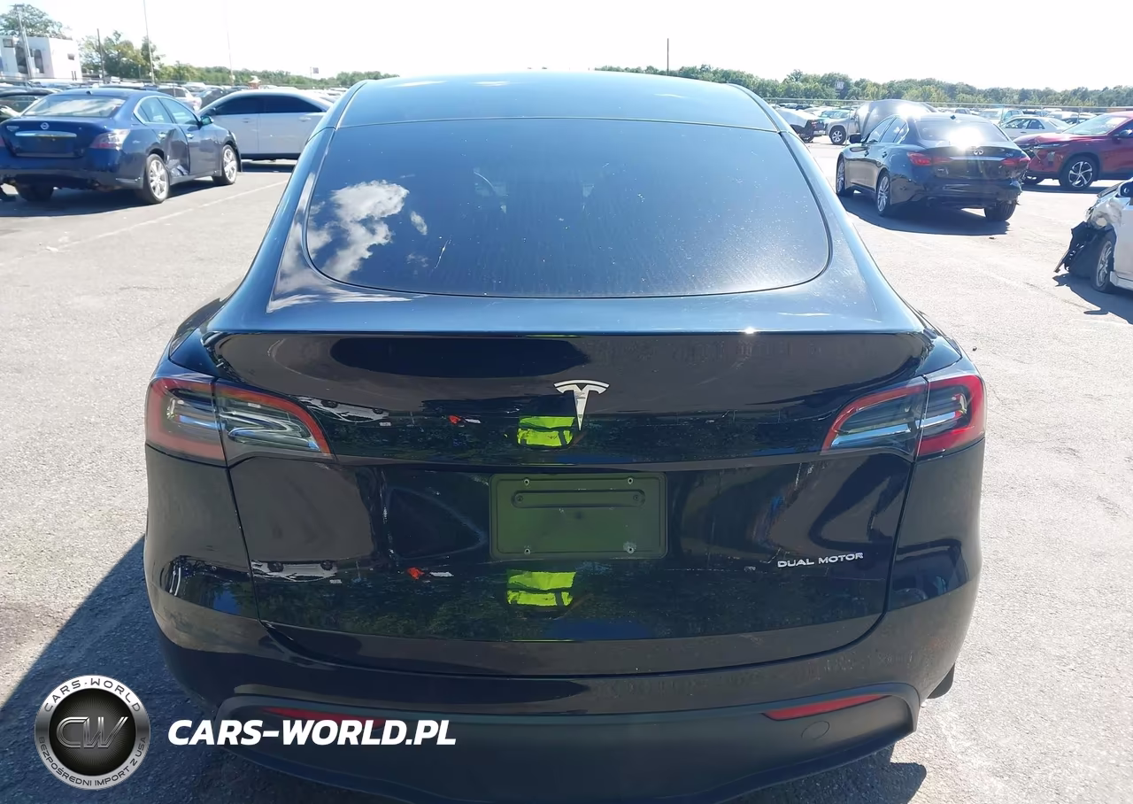 2023 Tesla Model Y Awd-Long Range Dual Motor All-Wheel Drive VIN:7SAYGAEEXPF770696 - 15