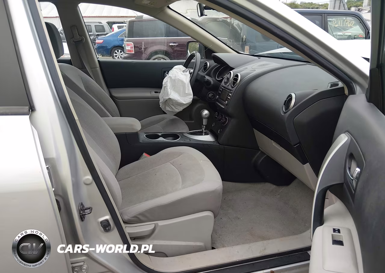 2014 Nissan Rogue Select S VIN:JN8AS5MV9EW713537 - 5