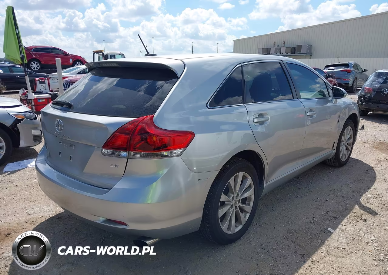 2015 Toyota Venza Le VIN:4T3ZA3BBXFU090637 - 4
