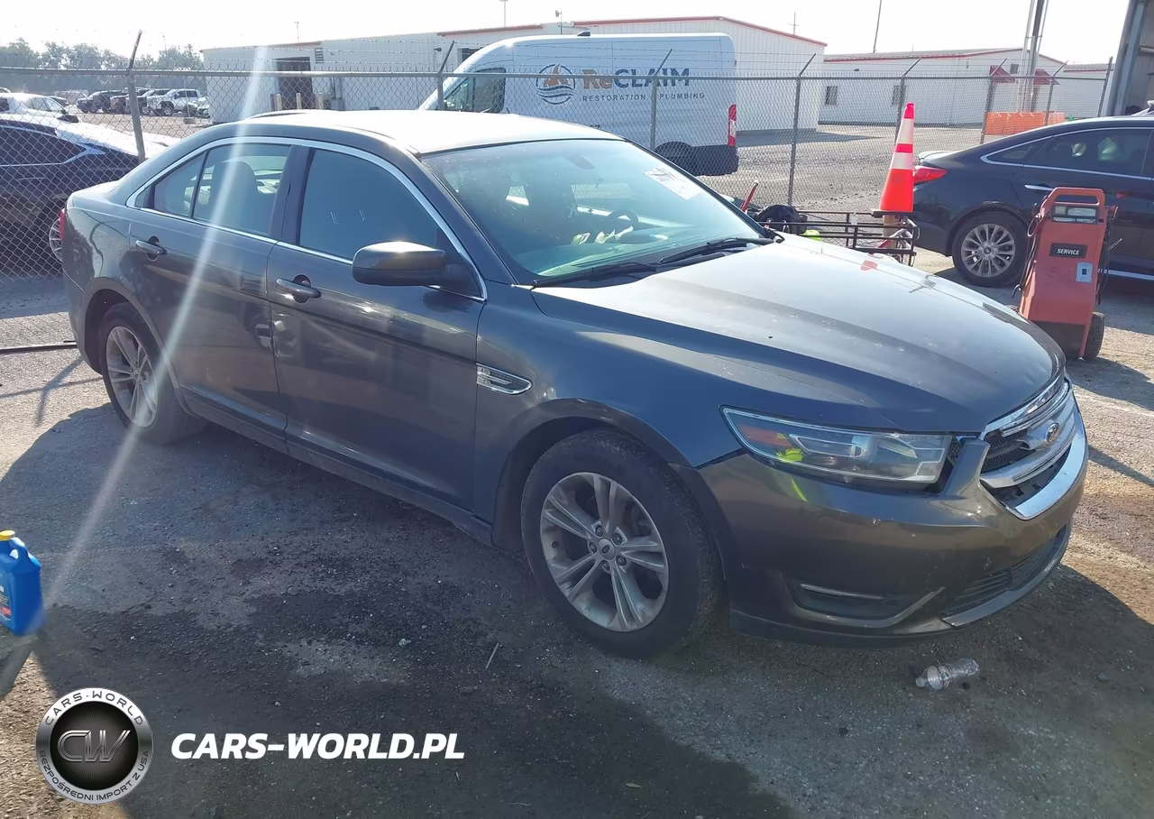 2018 Ford Taurus Sel