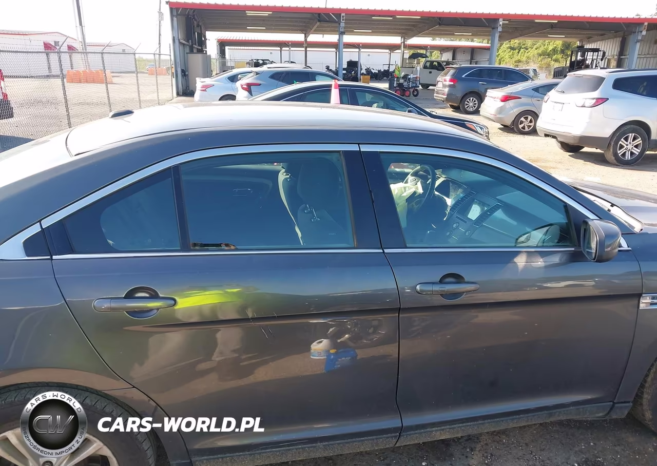 2018 Ford Taurus Sel VIN:1FAHP2E80JG131145 - 13