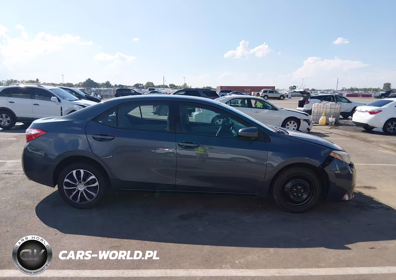2016 Toyota Corolla Le VIN:5YFBURHE6GP387171 - 13