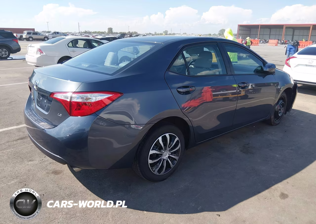 2016 Toyota Corolla Le VIN:5YFBURHE6GP387171 - 4