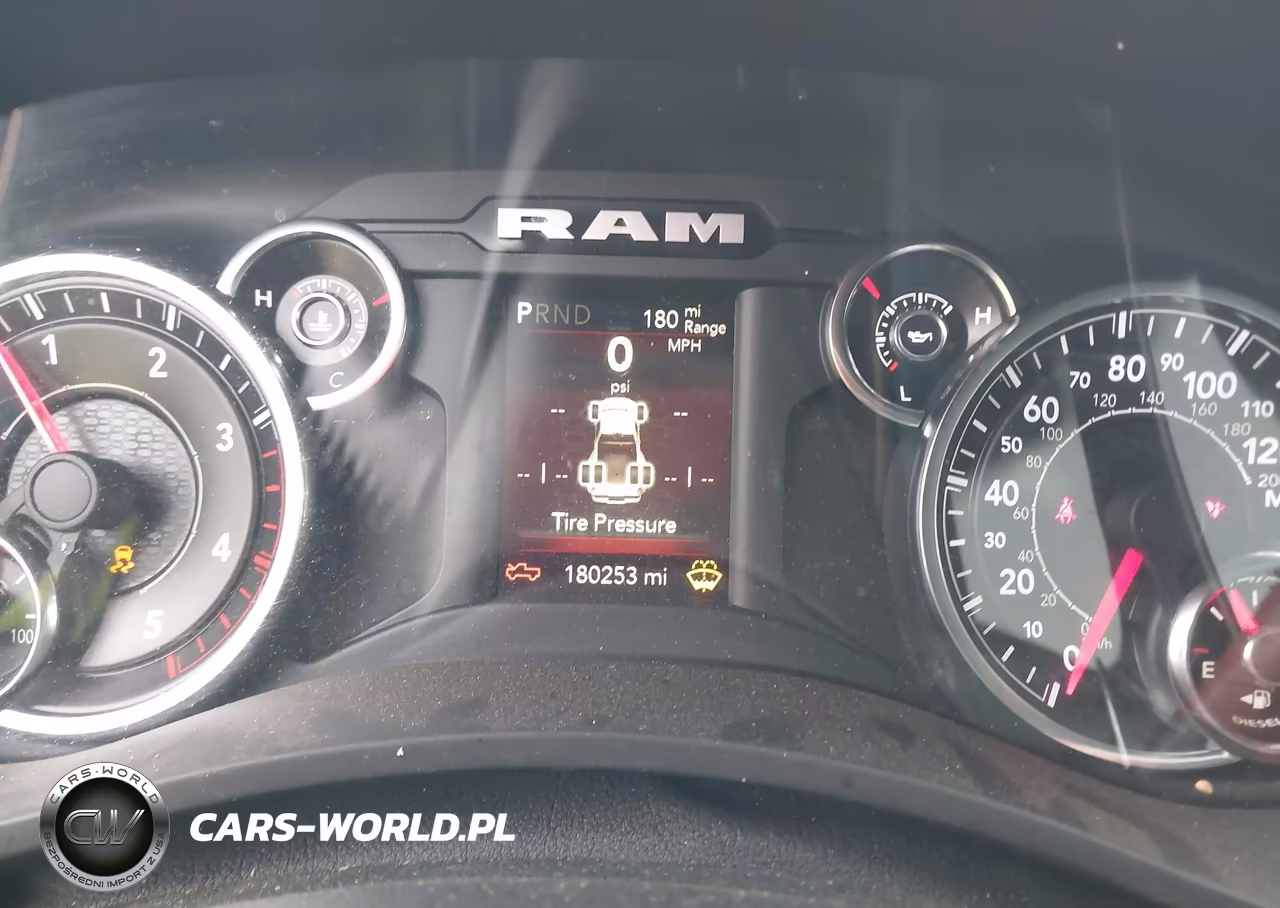 2021 Ram 3500 Lone Star 4X4 8' Box VIN:3C63RRHL5MG597130 - 5