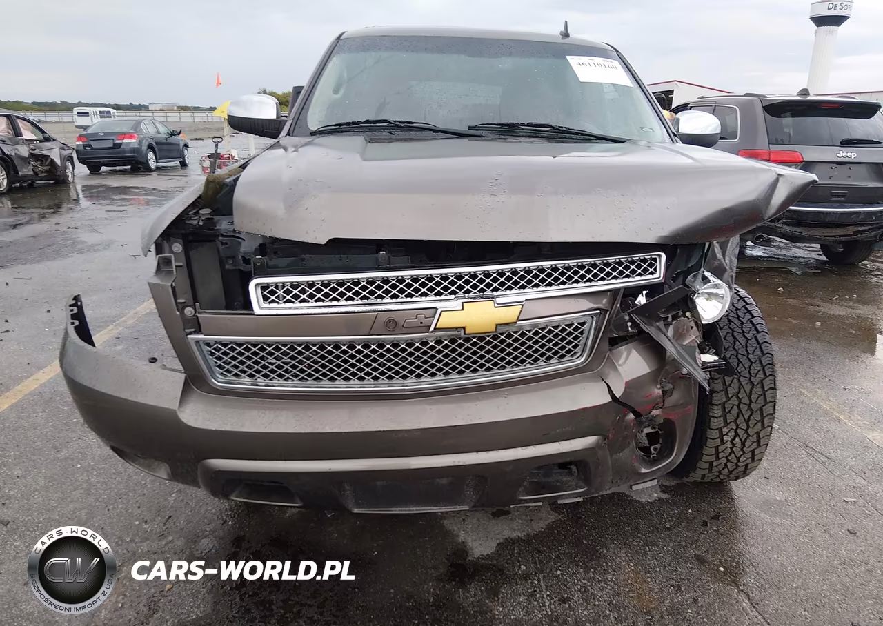 2012 Chevrolet Tahoe Lt VIN:1GNSKBE09CR185745 - 13