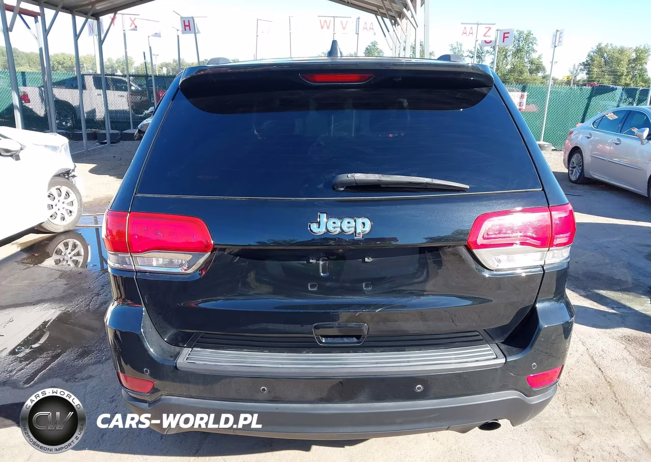 2017 Jeep Grand Cherokee Laredo 4X2 VIN:1C4RJEAG3HC717483 - 16