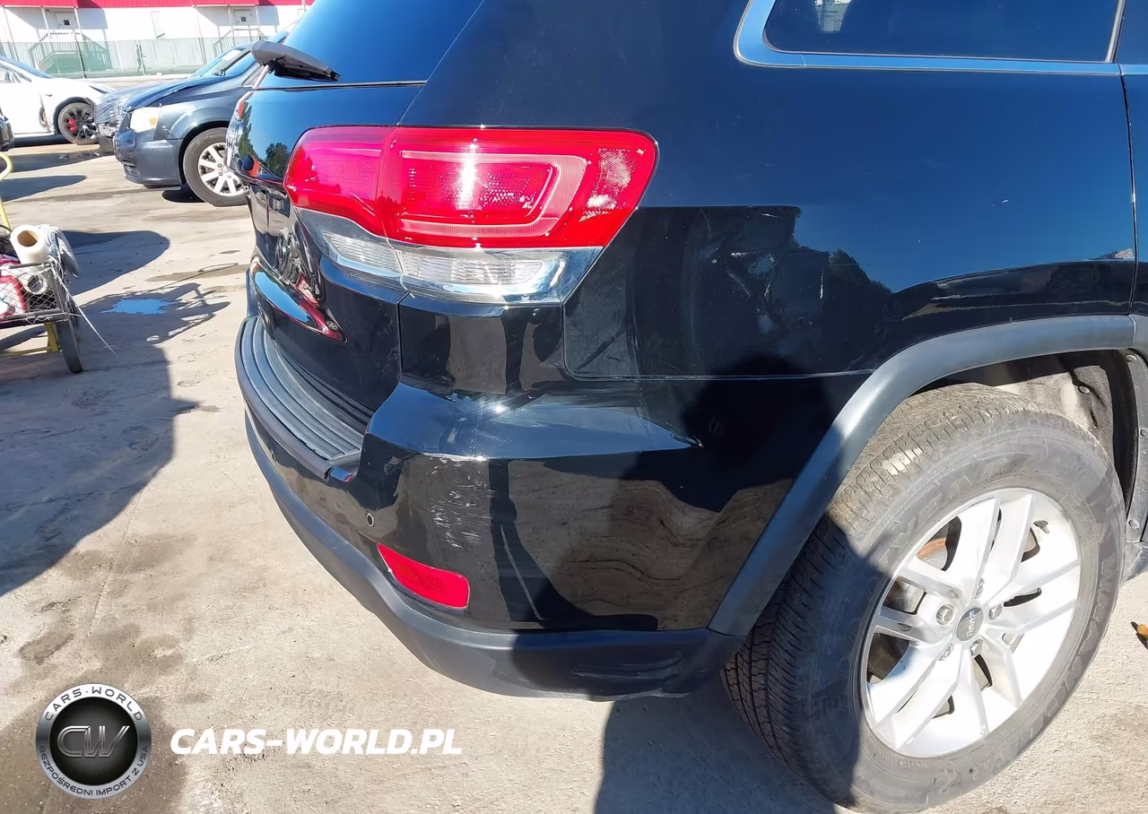2017 Jeep Grand Cherokee Laredo 4X2 VIN:1C4RJEAG3HC717483 - 19
