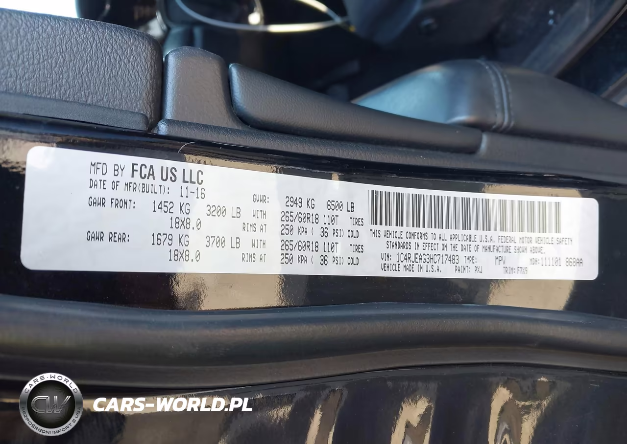 2017 Jeep Grand Cherokee Laredo 4X2 VIN:1C4RJEAG3HC717483 - 9