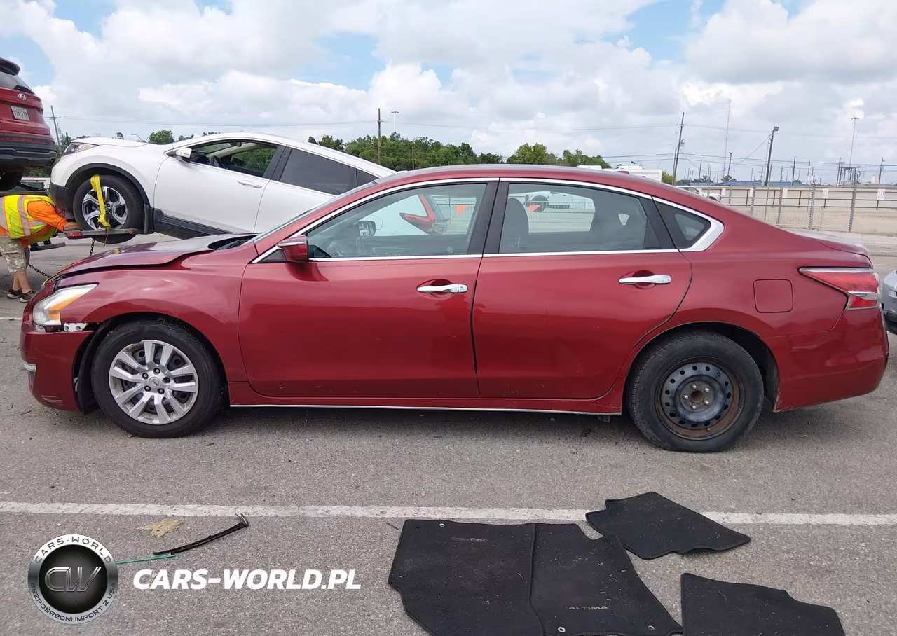 2015 Nissan Altima 2.5 S VIN:1N4AL3AP6FC136686 - 14