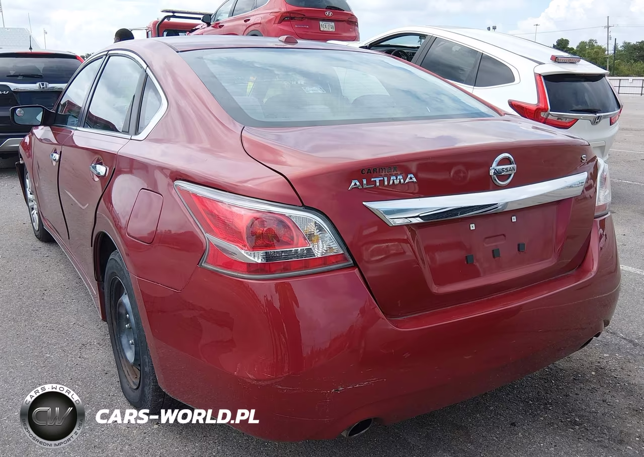 2015 Nissan Altima 2.5 S VIN:1N4AL3AP6FC136686 - 3