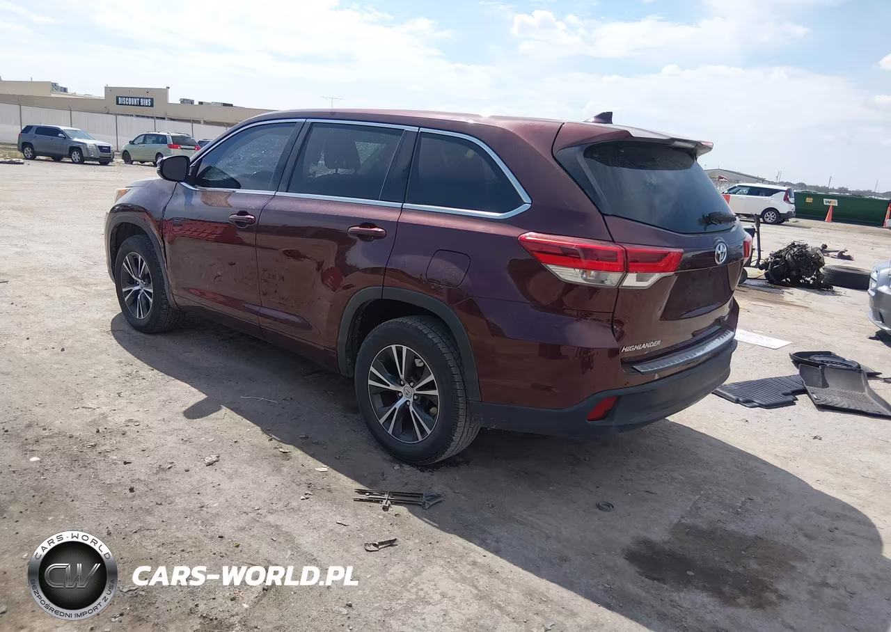 2017 Toyota Highlander Le VIN:5TDZZRFH9HS214766 - 3