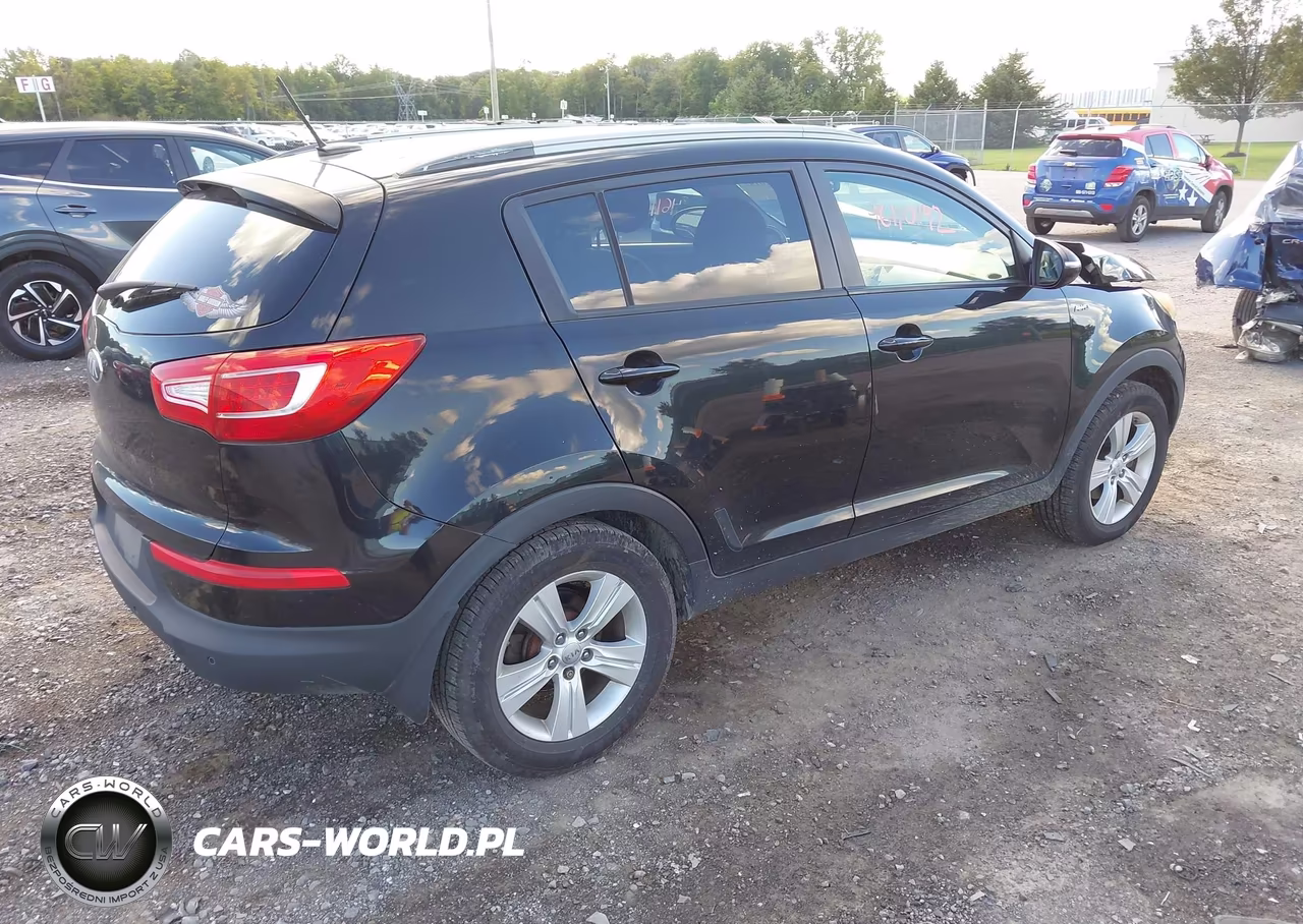 2013 Kia Sportage Lx VIN:KNDPBCA24D7487694 - 4