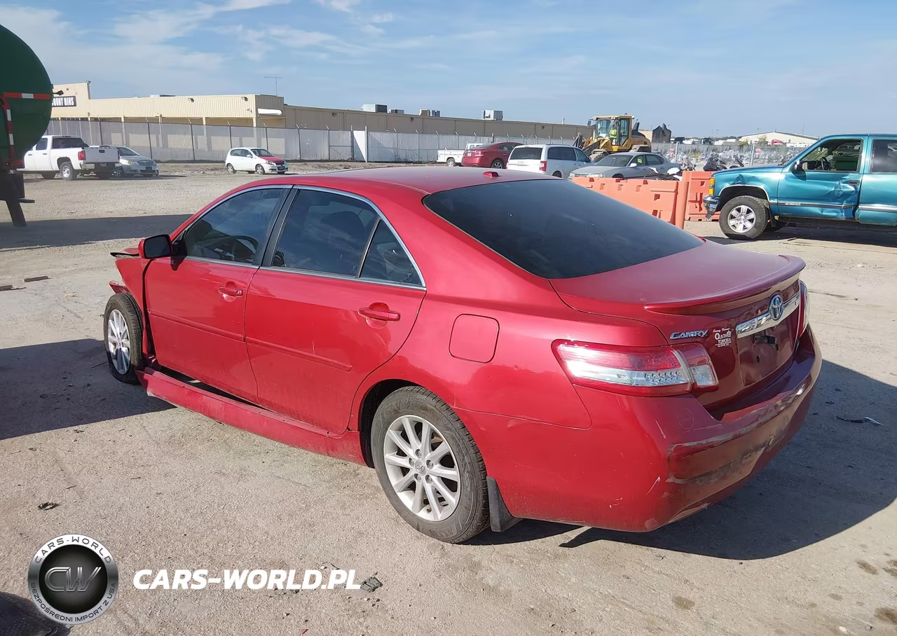 2011 Toyota Camry Xle VIN:4T1BF3EK2BU725528 - 3