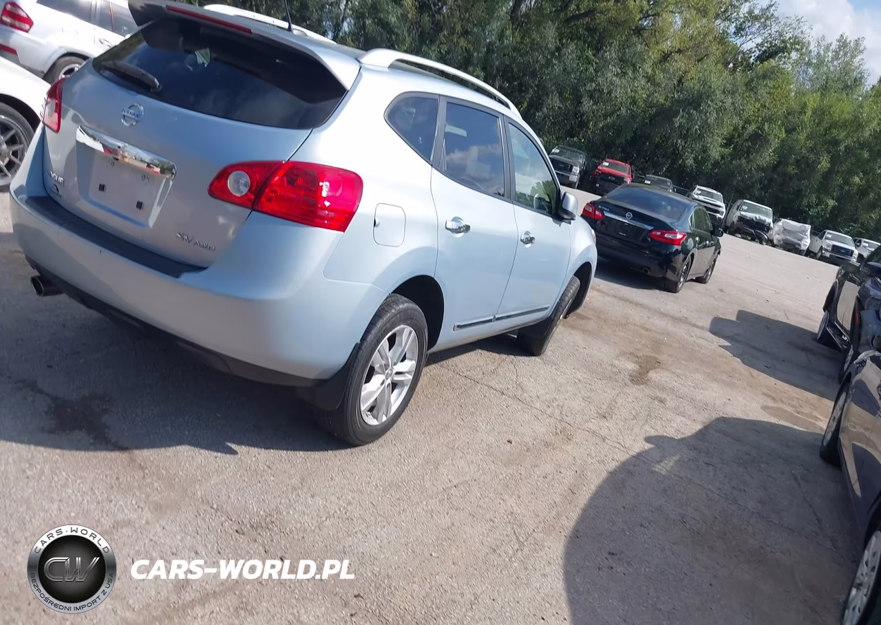 2012 Nissan Rogue Sv VIN:JN8AS5MV7CW351415 - 4