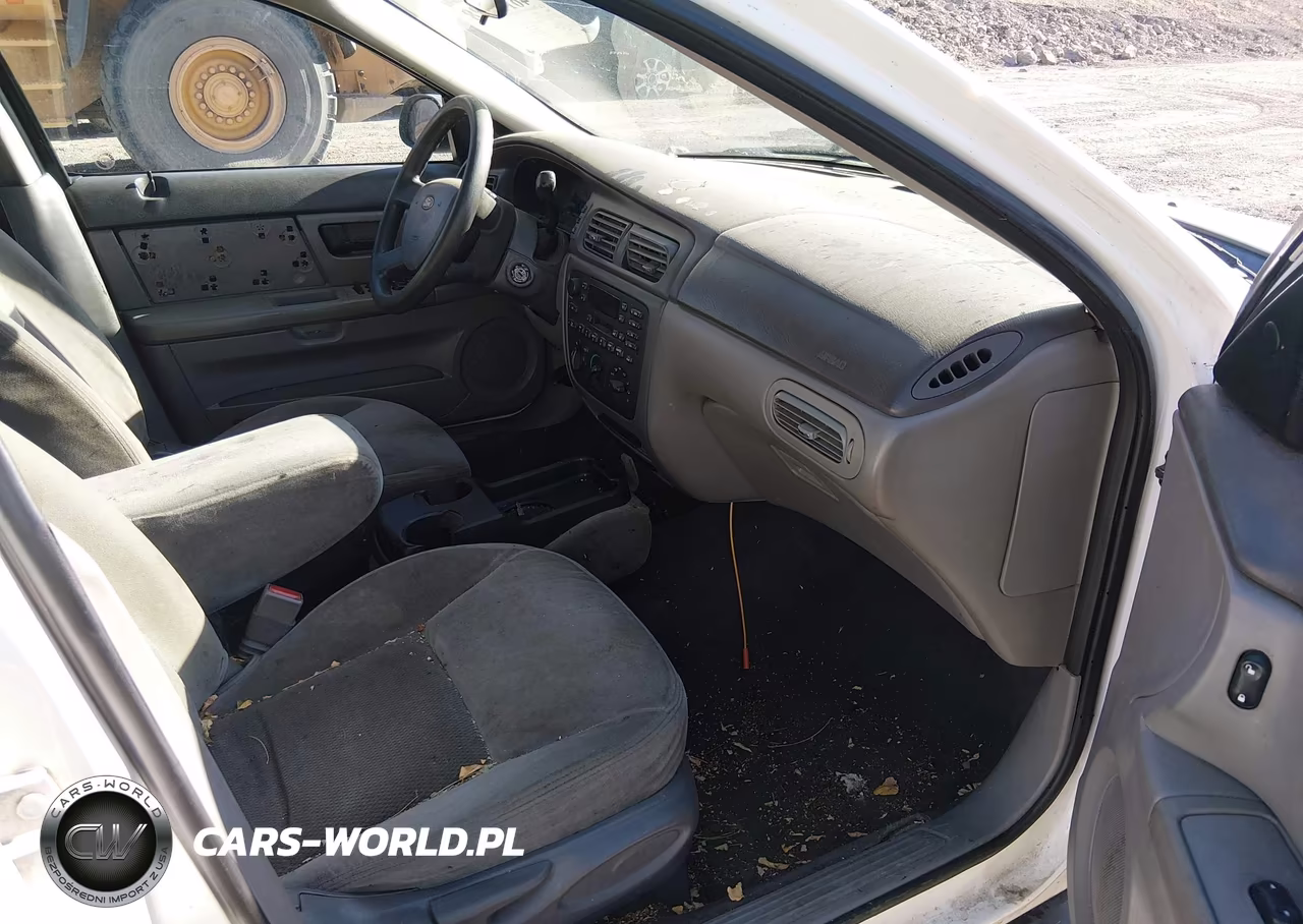 2004 Ford Taurus Se VIN:1FAFP53U04A133736 - 5