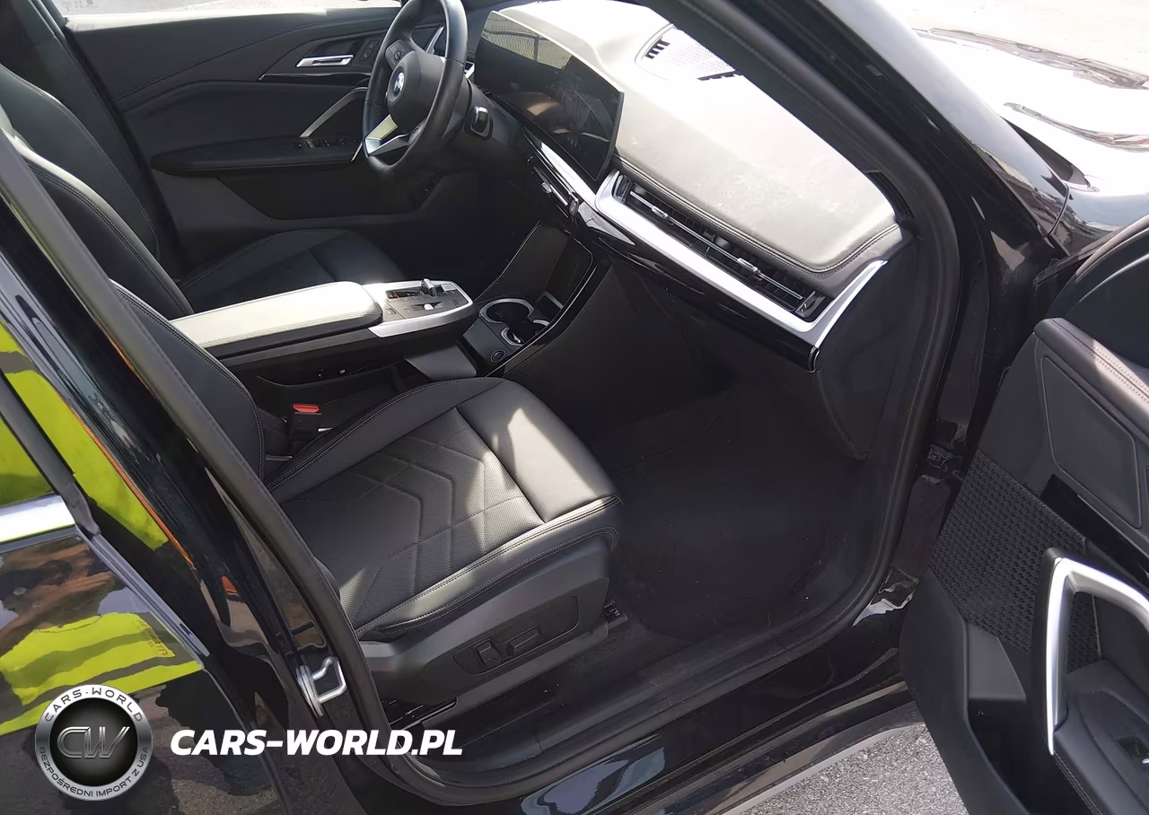 2025 BMW X1 xDrive28I VIN:WBX73EF00S5109495 - 5