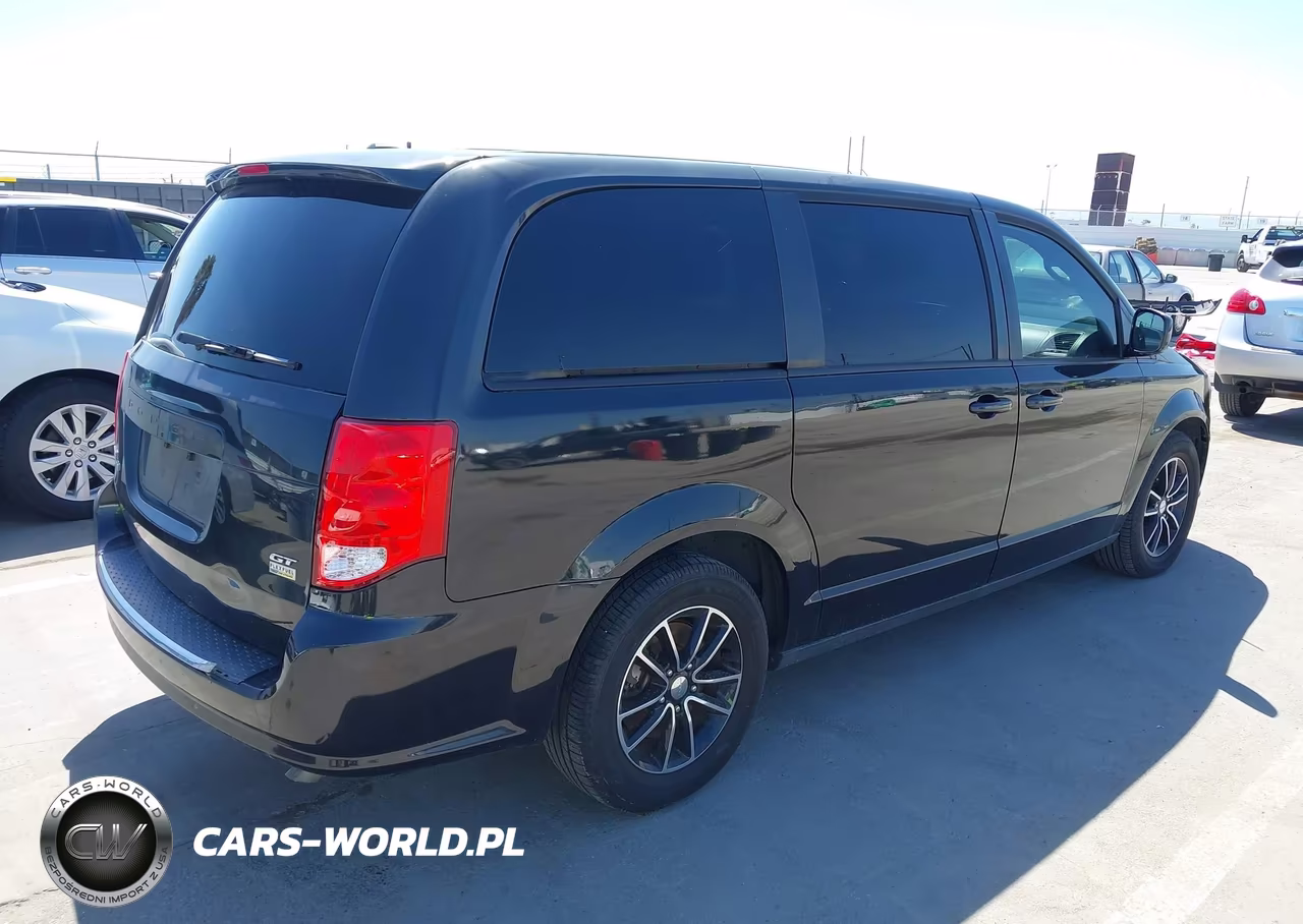 2019 Dodge Grand Caravan Gt VIN:2C4RDGEG4KR645964 - 4